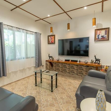 Alona Apartments ปางเลา ภายนอก รูปภาพ