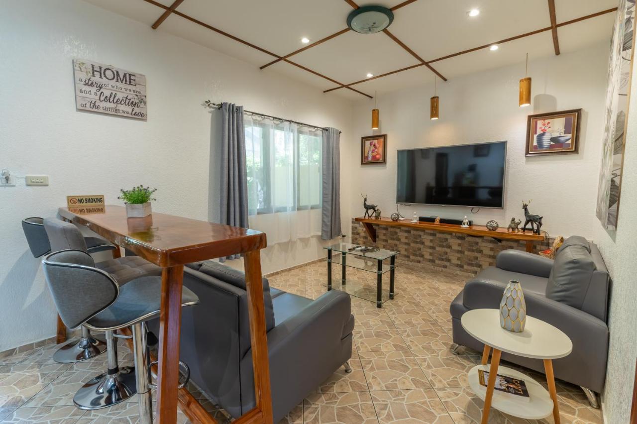 Alona Apartments ปางเลา ภายนอก รูปภาพ