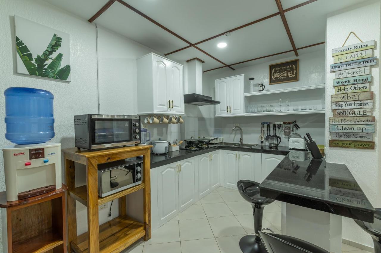 Alona Apartments ปางเลา ภายนอก รูปภาพ